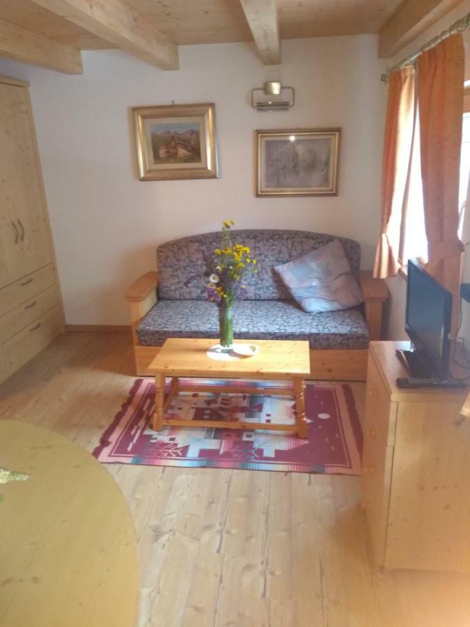 Cianbolpin Guesthouse Канацеї Екстер'єр фото
